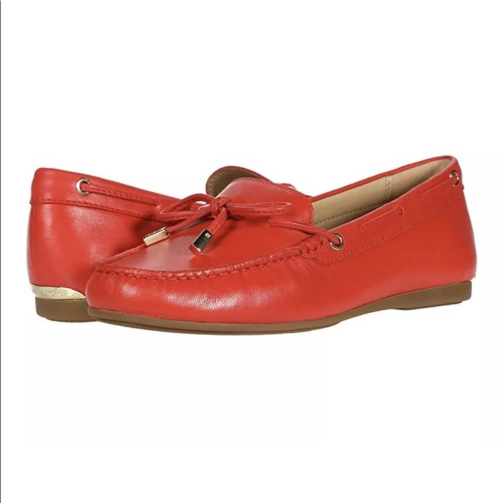 NIB WOMENS MICHAEL KORS SUTTON MOC NAPPA SZ 10M